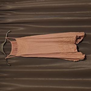Torrid dusty rose long tank, size 6